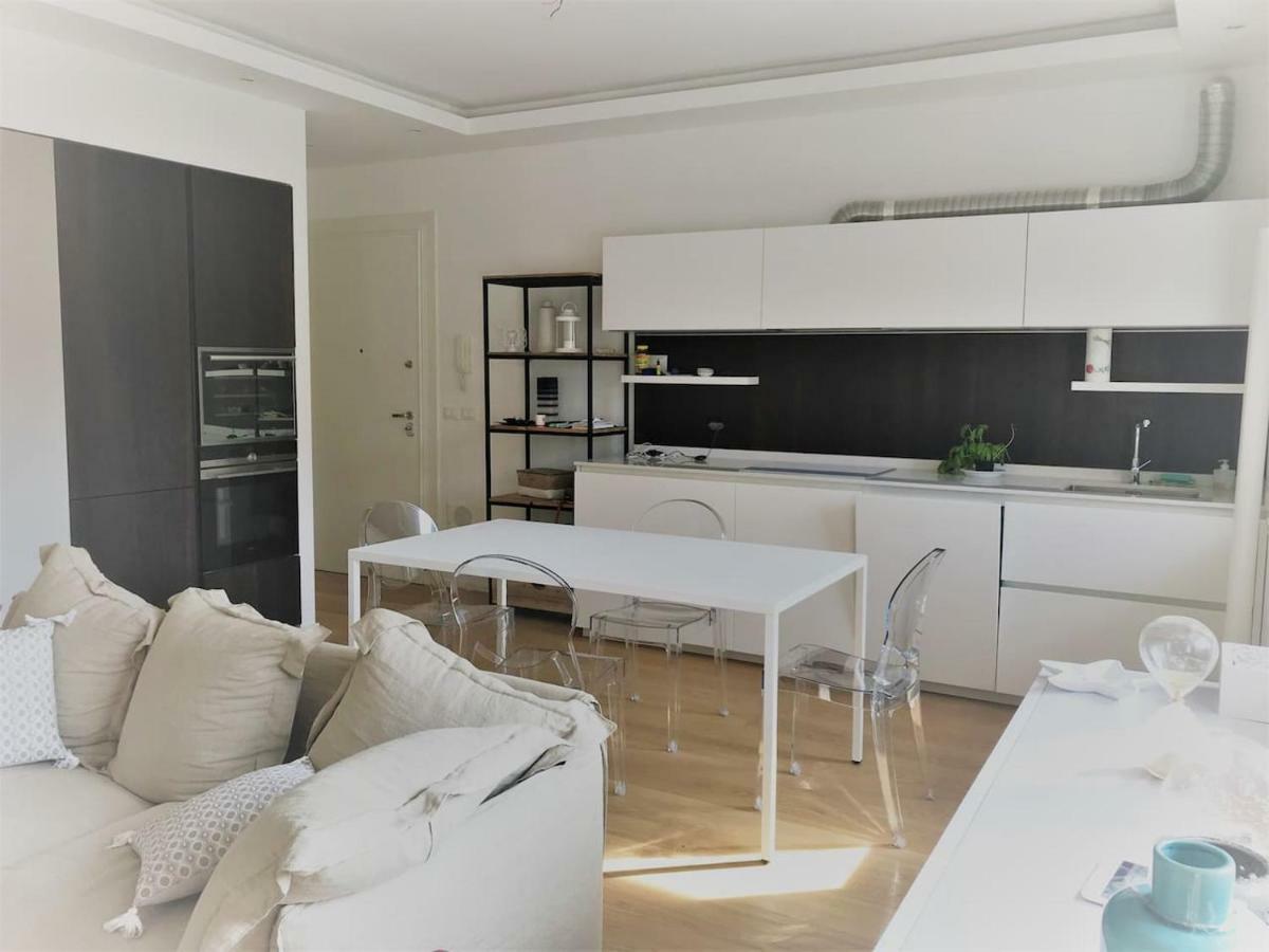 Excelsior 10 - Luxury Apartment Grado Exteriör bild